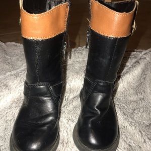 Toddler boots size 6